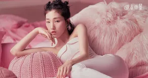 火箭少女101粉色梦幻大片写真图片_4