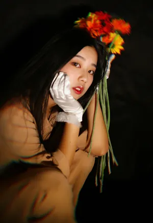 左卓唯美意境性感写真图片