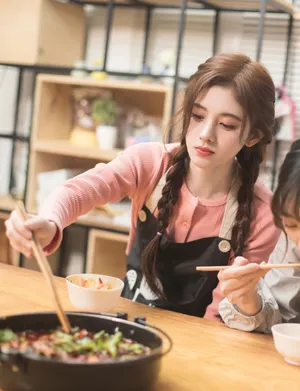 鞠婧祎麻花辫甜美综艺剧照图片