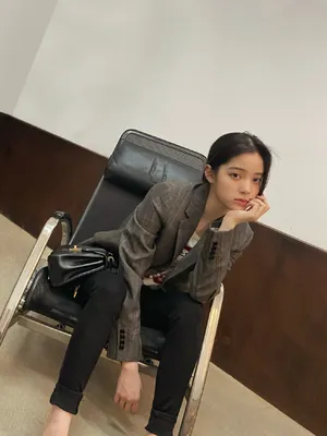 欧阳娜娜清爽干练时髦写真图片