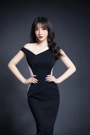 柳岩性感女人味大片写真图片_1