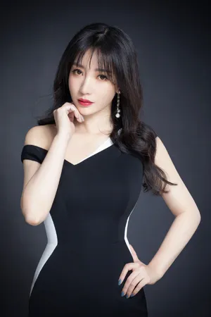 柳岩性感女人味大片写真图片_7