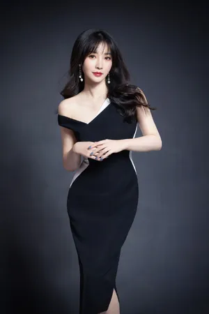 柳岩性感女人味大片写真图片_8