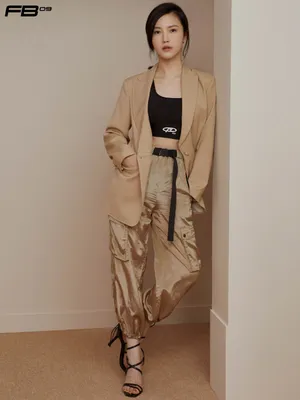 杨子姗法式西装外套写真图片_4