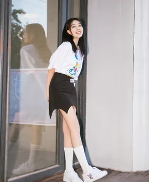 刘人语性感半身裙写真图片_2
