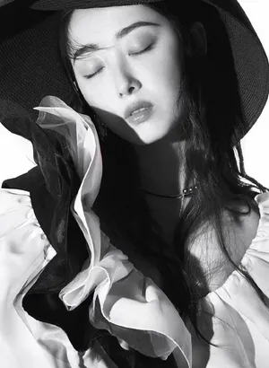 蒋梦婕时尚摩登写真图片