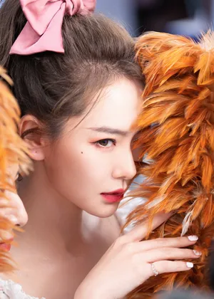 戚薇优雅靓丽写真图片_7