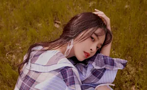 李莎旻子温柔长卷发写真图片_4