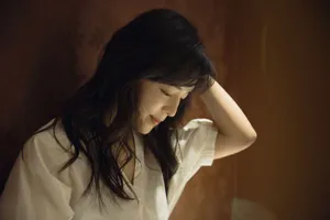 张静初恬淡优雅写真图片_3