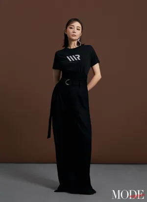 高叶优雅迷人写真图片
