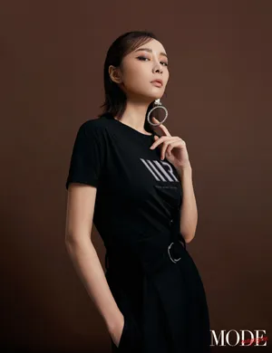 高叶优雅迷人写真图片_6