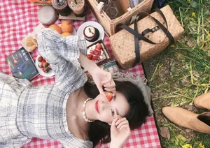 李斯羽唯美田园风写真图片_3