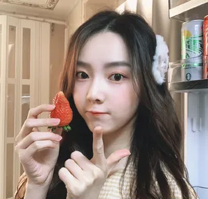 冯琬贺清新俏皮自拍图片_4