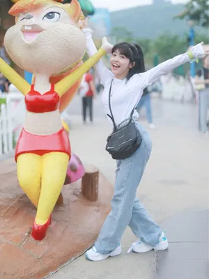 赖美云甜美游乐园写真图片_4