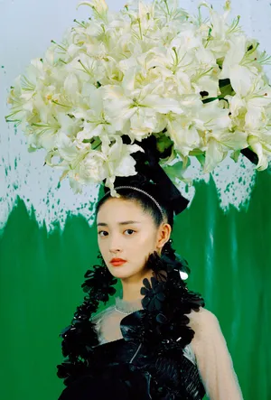 周洁琼夸张造型写真图片_4