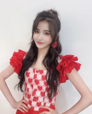 金子涵爱心裙甜美写真图片_4