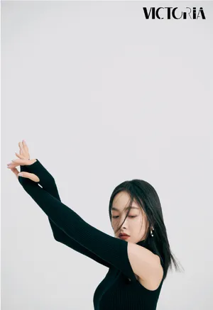 宋茜露肩毛衣性感写真图片_6