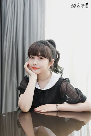 赖美云卷发马尾少女感写真图片_3