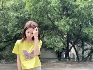 吴谨言蝴蝶衫轻甜写真图片_2