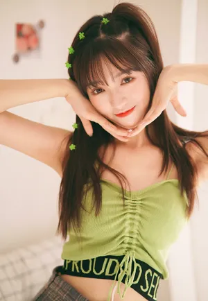 李佳洁甜美性感私房照图片