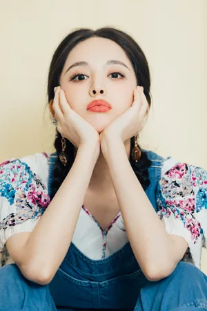 古力娜扎麻花辫可爱写真图片_4
