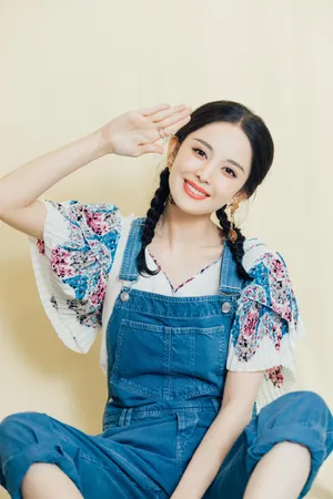 古力娜扎麻花辫可爱写真图片_6