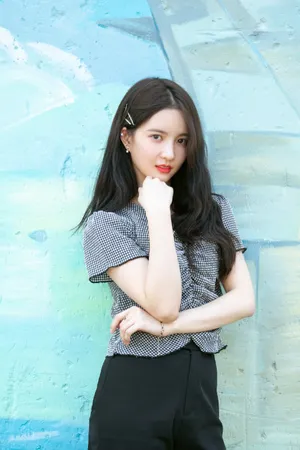 刘些宁清新氧气少女写真图片