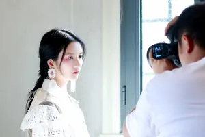 刘些宁轻甜养眼写真图片_2