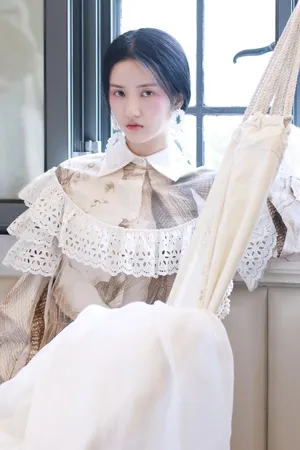 刘些宁轻甜养眼写真图片_3