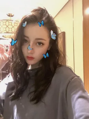 迪丽热巴卷发性感自拍照图片_17