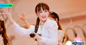 创造营2020美女学员剧照图片（八）_5