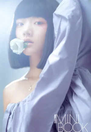 任敏清丽养眼写真图片_5