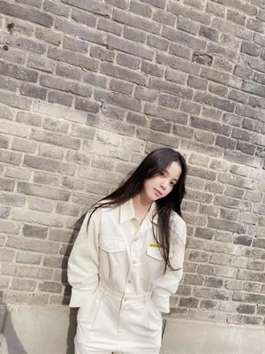 欧阳娜娜工装连体裤写真图片