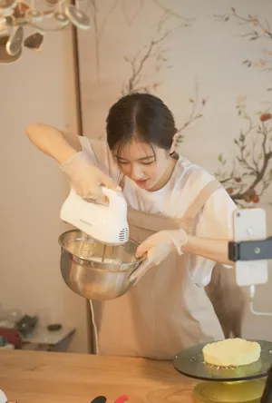 李兰迪甜美俏皮写真图片