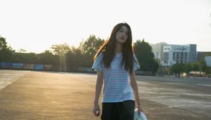 王子璇条纹衫元气写真图片_2