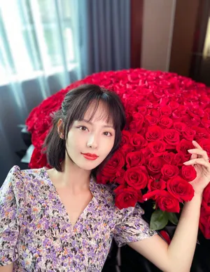 张嘉倪唯美浪漫写真图片_3