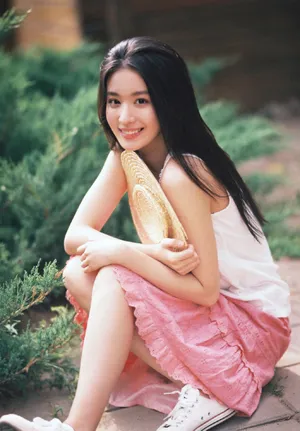 王楚然吊带裙性感写真图片_7