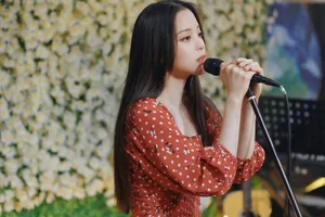 欧阳娜娜生日音乐会现场图片_6