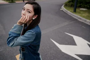 宋妍霏率性活力写真图片_5