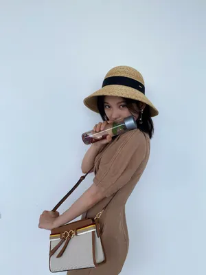 施诗焦糖味私服街拍图片_8