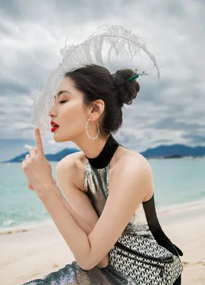 陈碧舸性感海边写真图片