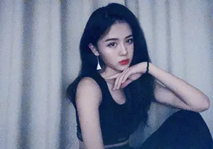 鹂蔓魅惑小蛮腰性感图片