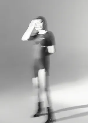 王晓晨甜酷时尚写真图片_7