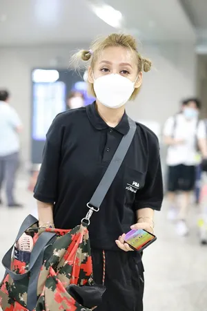 宁静机场私服街拍照图片_4