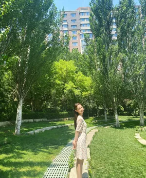 马泽涵印花裙清新俏皮图片_7