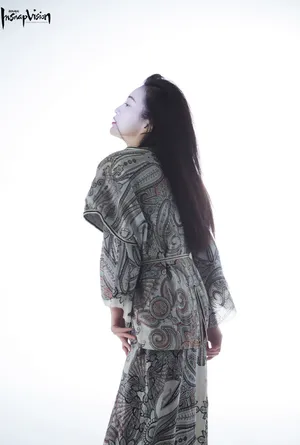 包文婧时尚百变写真大片