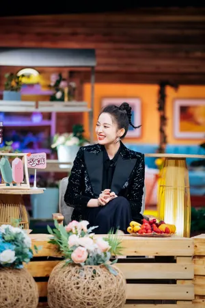 古力娜扎摩登酷美综艺剧照图片_8