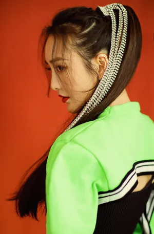 王鸥性感露脐装写真图片_3