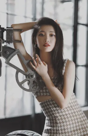 田依桐性感妩媚写真图片