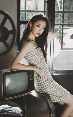 田依桐性感妩媚写真图片_4